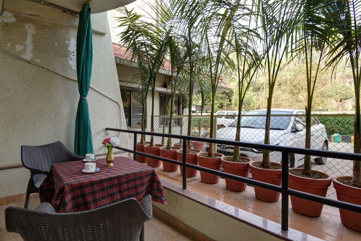 Hotel Savera Palace Monte Abu Exterior foto